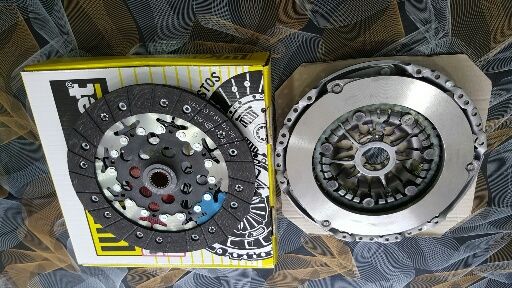 Laguna 2-II Espace 4-IV Debriyaj Seti (Baskı+Balata) 1.9 Dci F9Q 2002-> 7701475974-302054848R -Luk