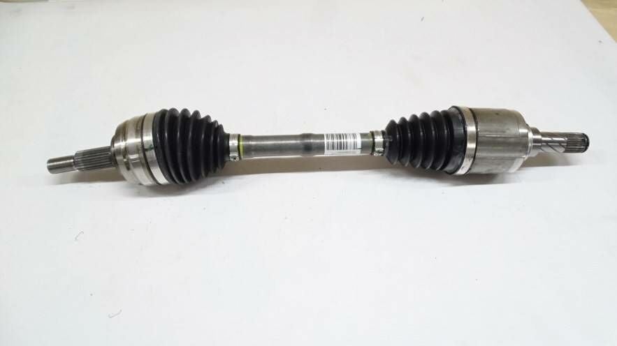 Duster 2-II Ön Aks Sağ 1.5 Dci K9K 6 Vites 4X4 2018-> 391008653R-391009570R-Renault Mais