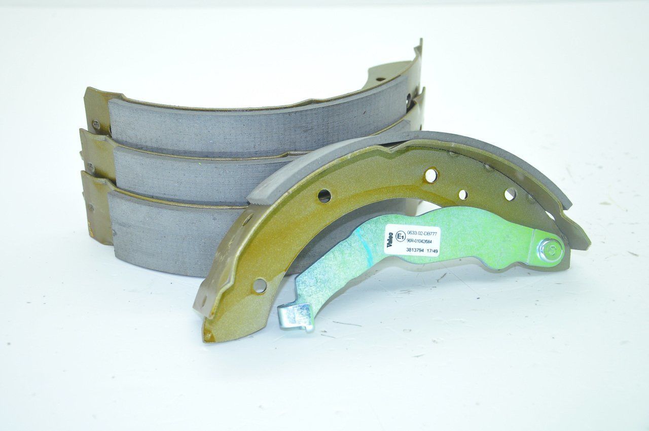 7701205339 RENAULT Megane Megane 1-I Sw Arka Fren Balata Takım (1995-2002) 7701205339 -Valeo OEM 7701205339 Oto Mavili