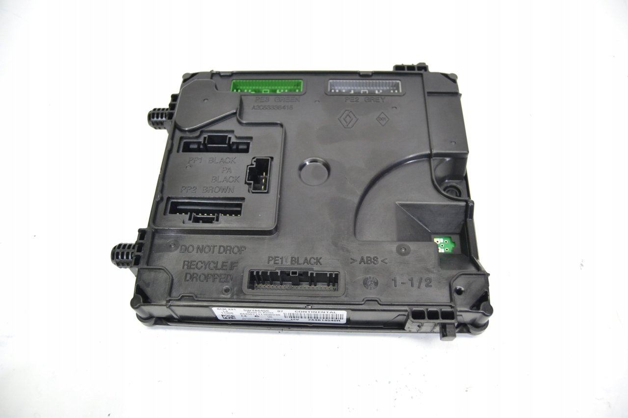 Laguna 3-III Kumanda Beyni UCH Beyni (2007-2015) 284B14540R-284B11401R -Renault Mais