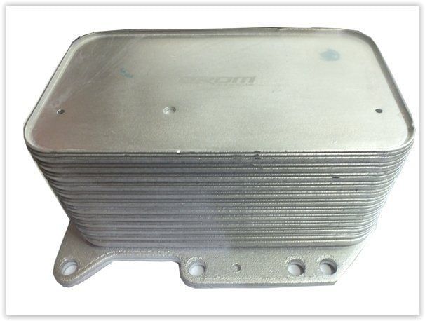 Master 3-III Motor Yağ Soğutucusu (Tek Soğutucu ) 2.3 Dci M9T Önden Çekiş 8201005241 -Gua