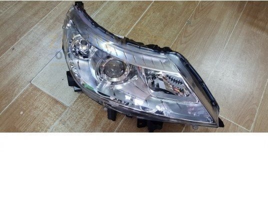 Latitude Sağ Far Lambası (Zenon) (2008-2015) 260108358R -Renault Mais