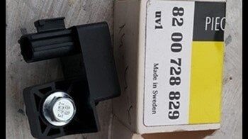 8200728829 RENAULT Megane Megane 2-II Yan Hava Yastık Kaptörü (2003-2010) 8200728829 -Renault Mais OEM 8200728829 Oto Mavili