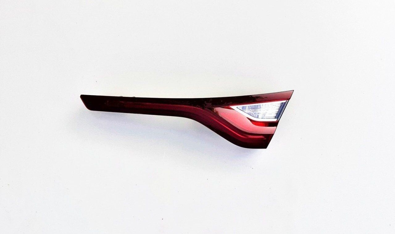 265502533R RENAULT Megane Megane 4-IV Sedan Sağ İç Stop Lambası (2016-2024) 265502533R -Renault Mais OEM 265502533R Oto Mavili