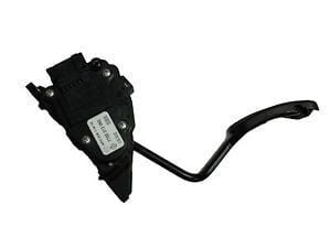 Trafic 2-II Gaz Pedalı Kaptörü (2002-2012) 7700313060 -Renault Mais