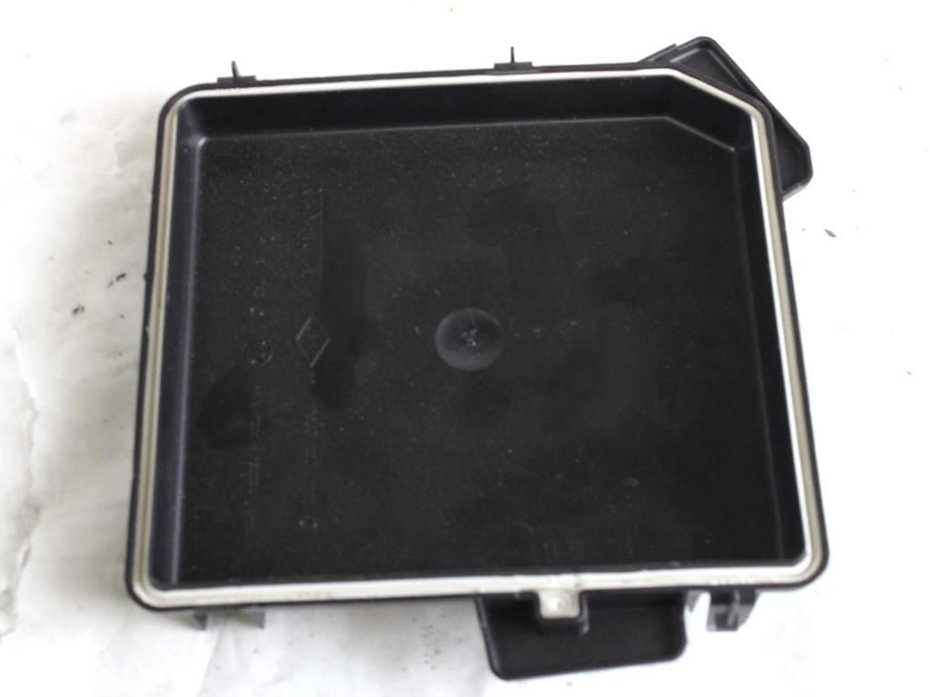 Kango 3-III UCH Beyin Üst Kapağı 284C41797R -Renault Mais